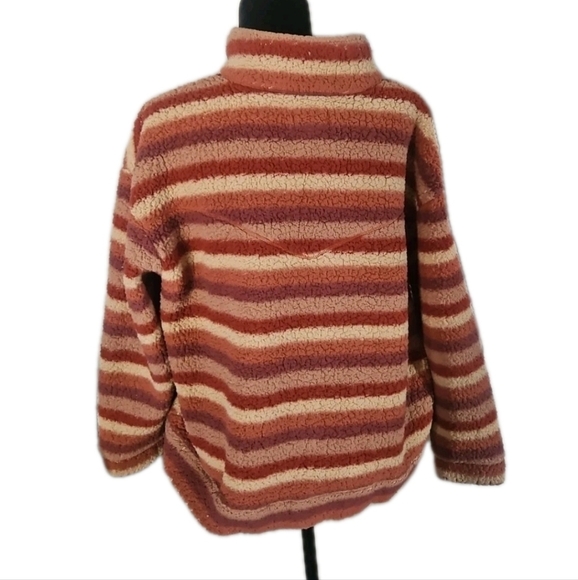 Wrangler Womens Retro Striped Sherpa Jacket in Red Gradient L - Picture 6 of 16